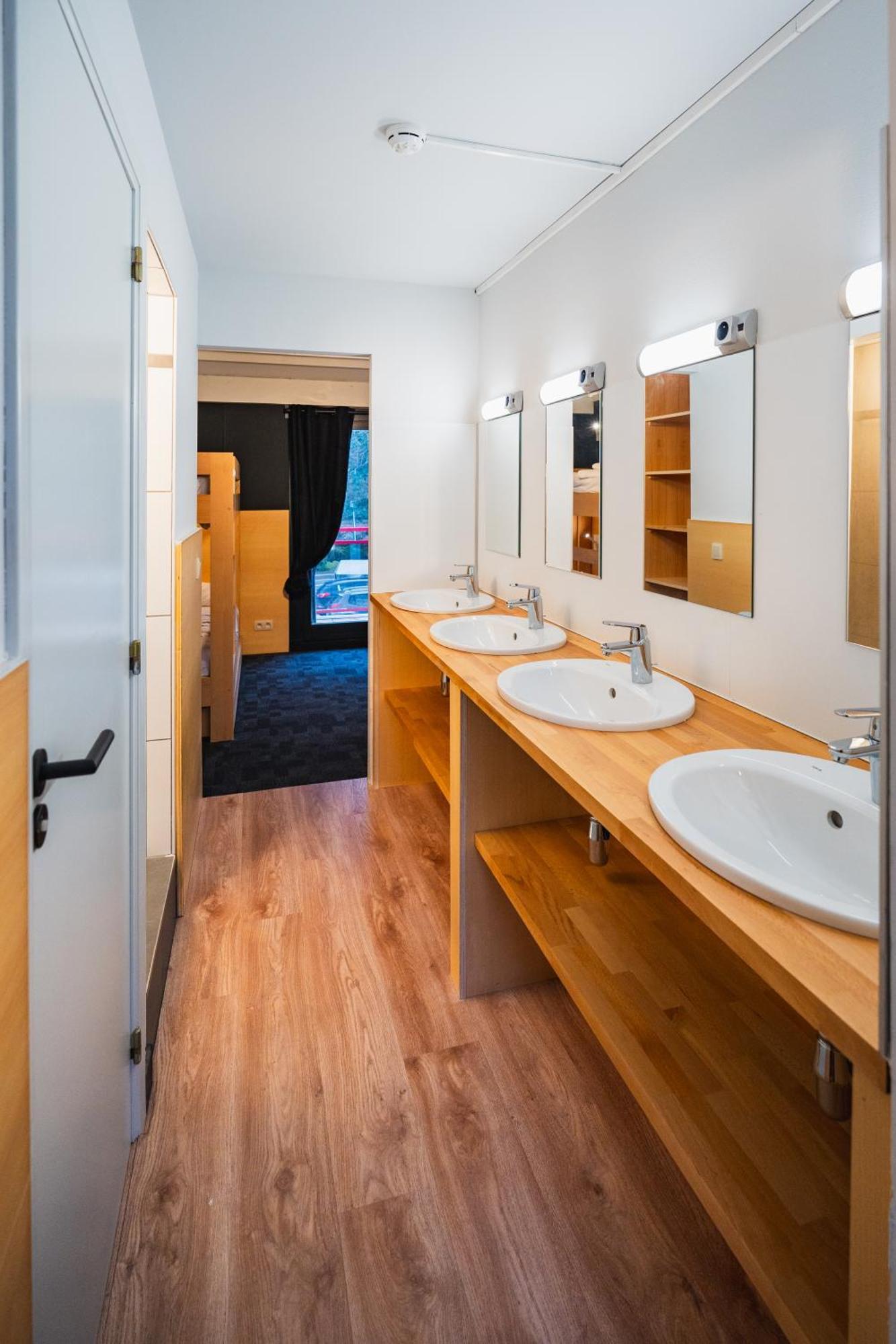 Hotel Aquatel Dinant Extérieur photo