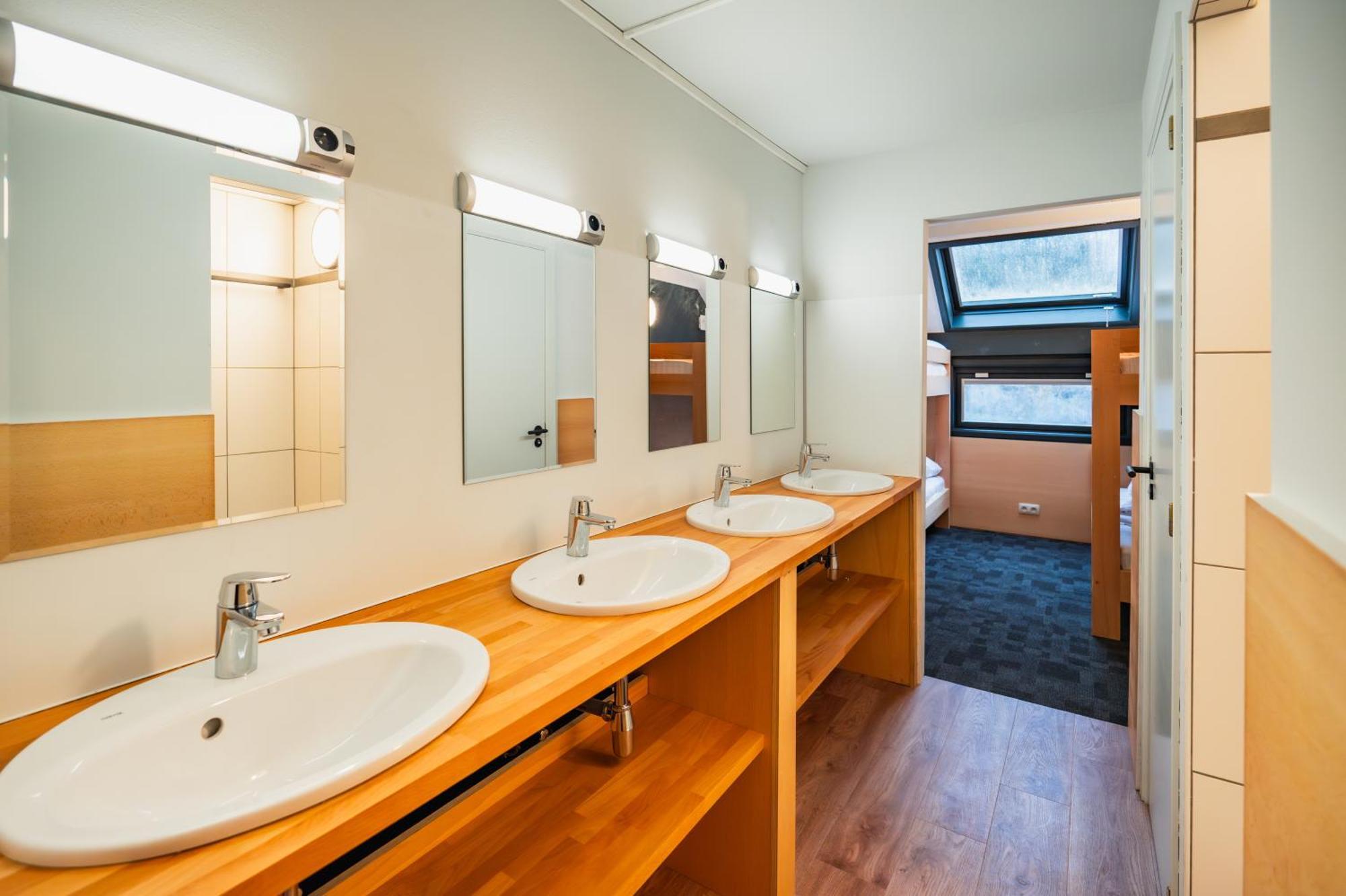 Hotel Aquatel Dinant Extérieur photo